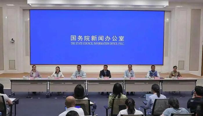 新球体育：直击美加墨世界杯，精彩赛事一手掌握 - 新球体育tiankang